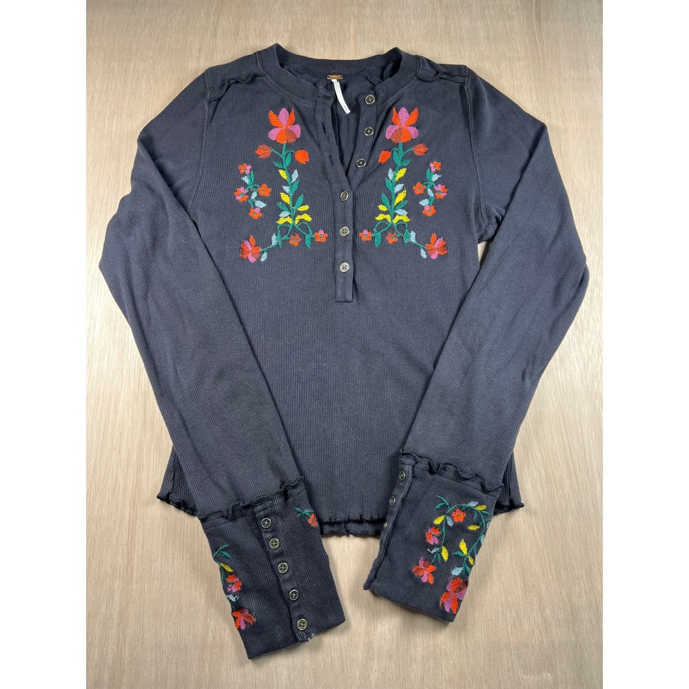 Free People Floral Embroidered Henley Thermal Top Gray Boho Long Sleeve Size M